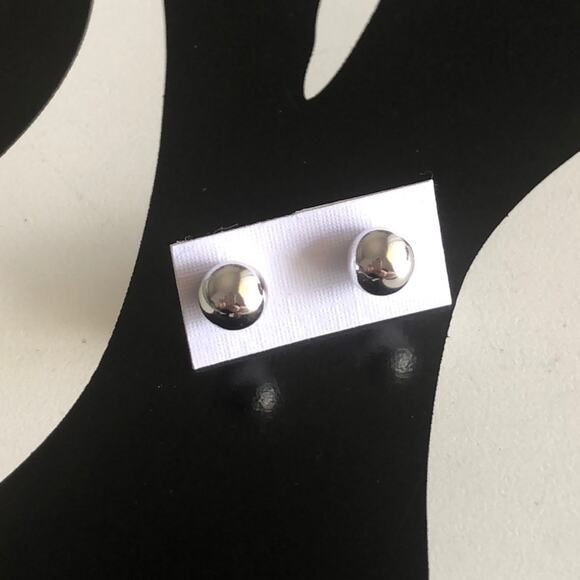 4 for $20 Small Silver Ball Stud Earrings - Picture 1 of 3